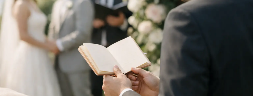 25 Best Wedding Vows Examples to Borrow